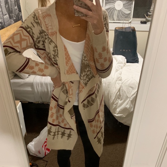 Tobi Grey, Peach, Cream Aztec Cardigan size small - Picture 2 of 4